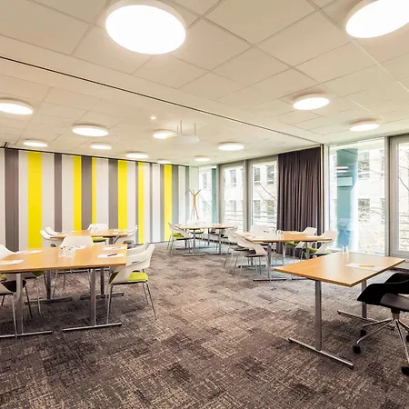 Novotel West Hotel 4*