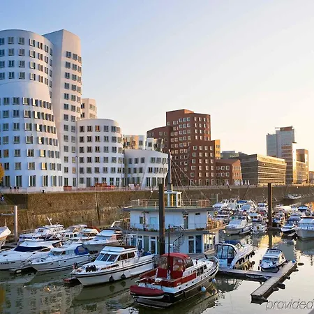 Novotel West Hotel 4*