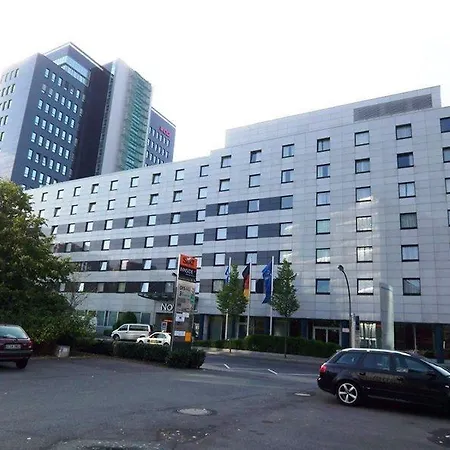 Novotel West