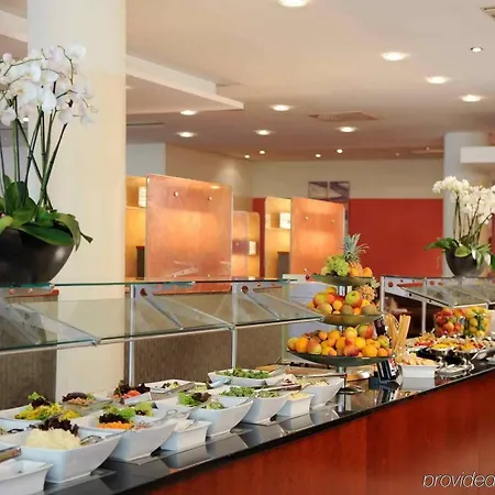 Hotel Novotel West