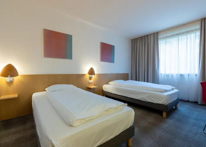 Novotel West Szálloda 4*
