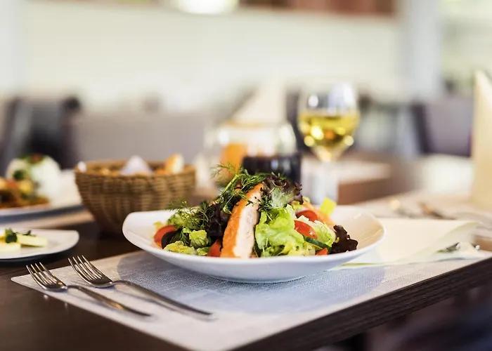 نوفوتيل دسلدورف سيتي ويست فندق