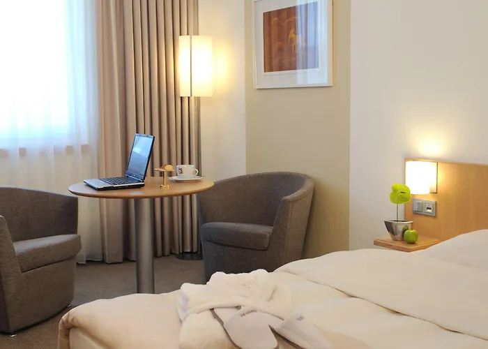 Novotel West 4*