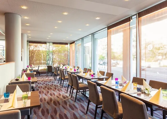 Novotel West 4*