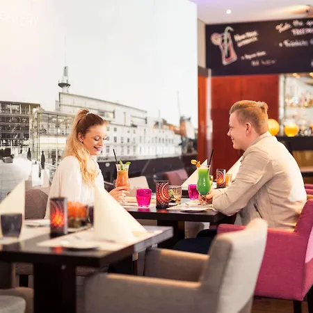 Novotel West 4*