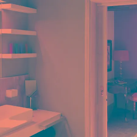 מלון Novotel West