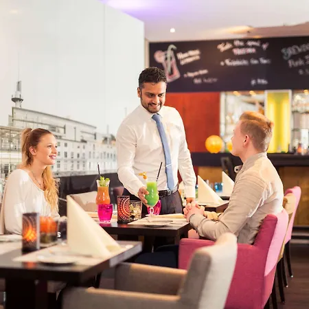 Novotel West Отель 4*