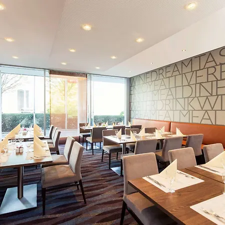 Novotel West