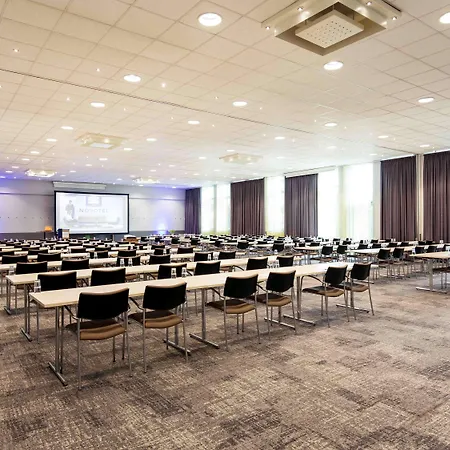 Novotel West Отель