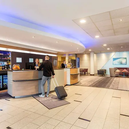 Novotel West Отель 4*