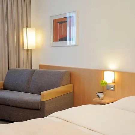 Novotel West Отель Дюссельдорф