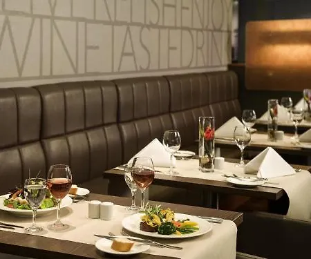 Hotel Novotel West 4*