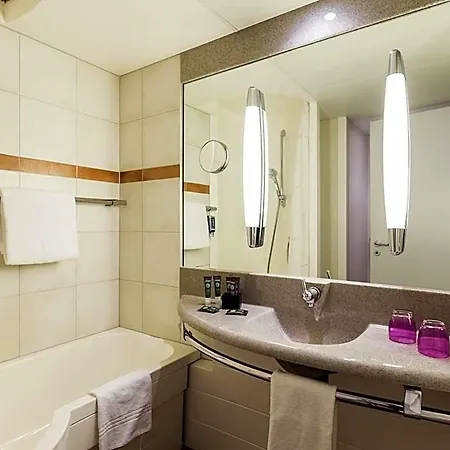 Novotel West