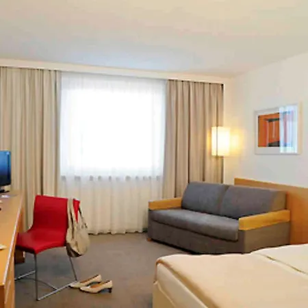 Hotel Novotel West 4*