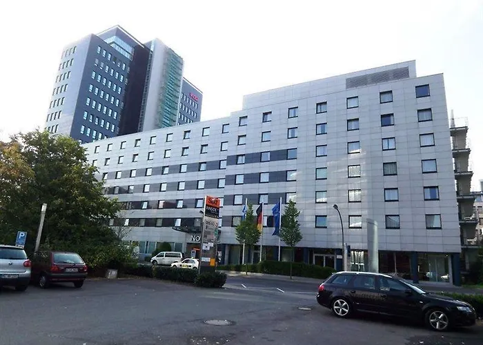 Novotel West