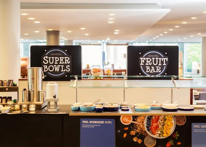 ノボテル シティ ウエスト ホテル 4*