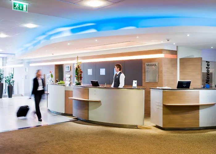 Novotel West 4* Ντίσελντορφ