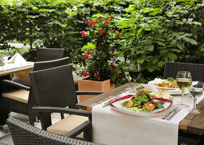 Novotel West